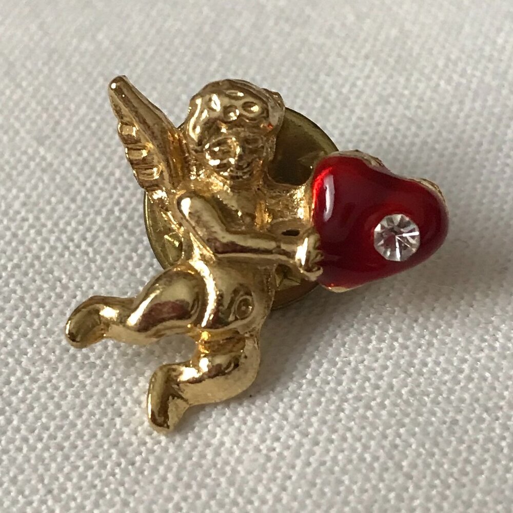 Vintage Angel/Cherub w/Red Enamel Heart & Crystal Lapel Pin